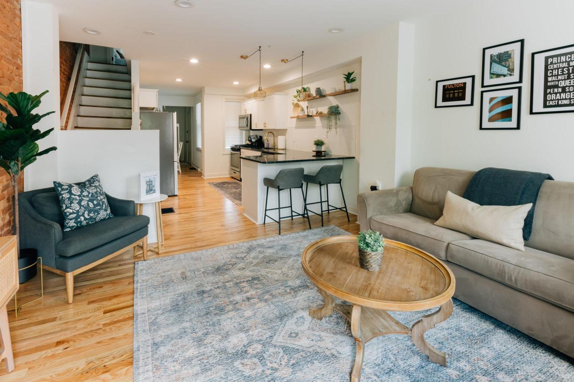 Getaway On Grant Heart Of Downtown With Parking * Lancaster